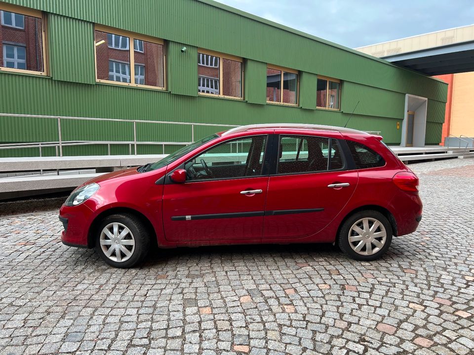 Renault Clio Grandtour Kombi I TÜV NEU I ZAHNR. NEU I SERVICE NEU in Röhrsdorf