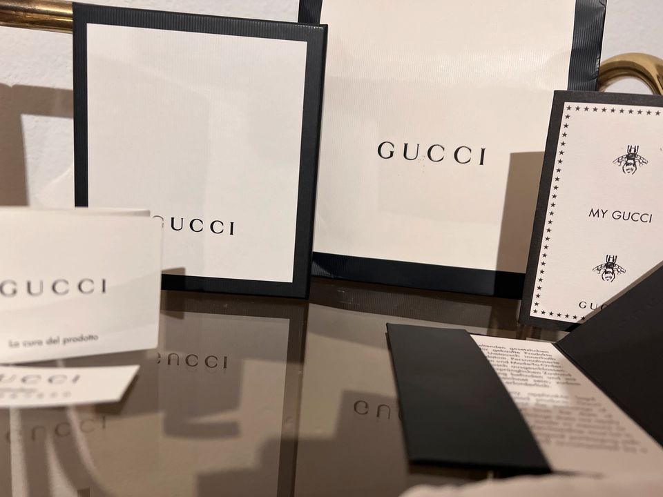 Gucci Verpackung Orginal in Massing