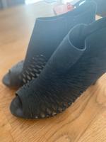 Pumps Paul Green blau 41 Niedersachsen - Emden Vorschau
