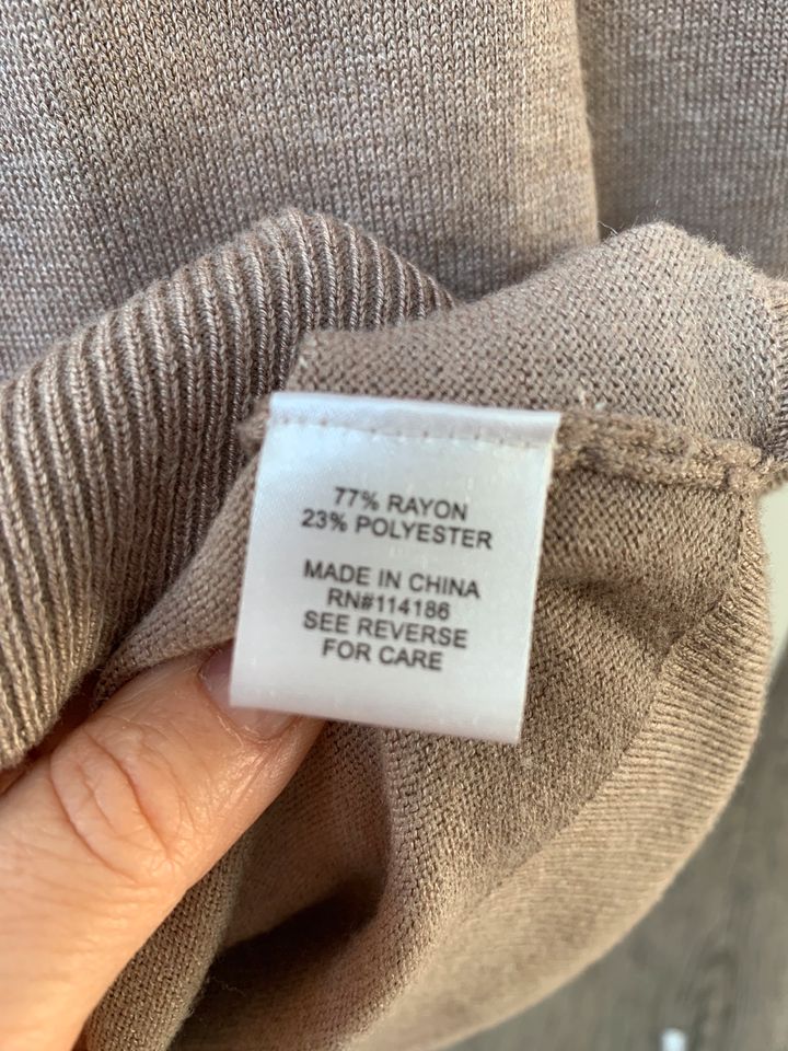 Unisex Pullover beige braun Größe M in Stade