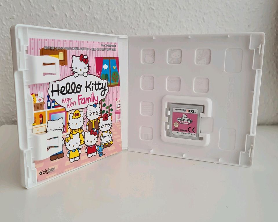 Nintendo 3DS - Hallo Kitty happy happy Family Spiel in Zwickau