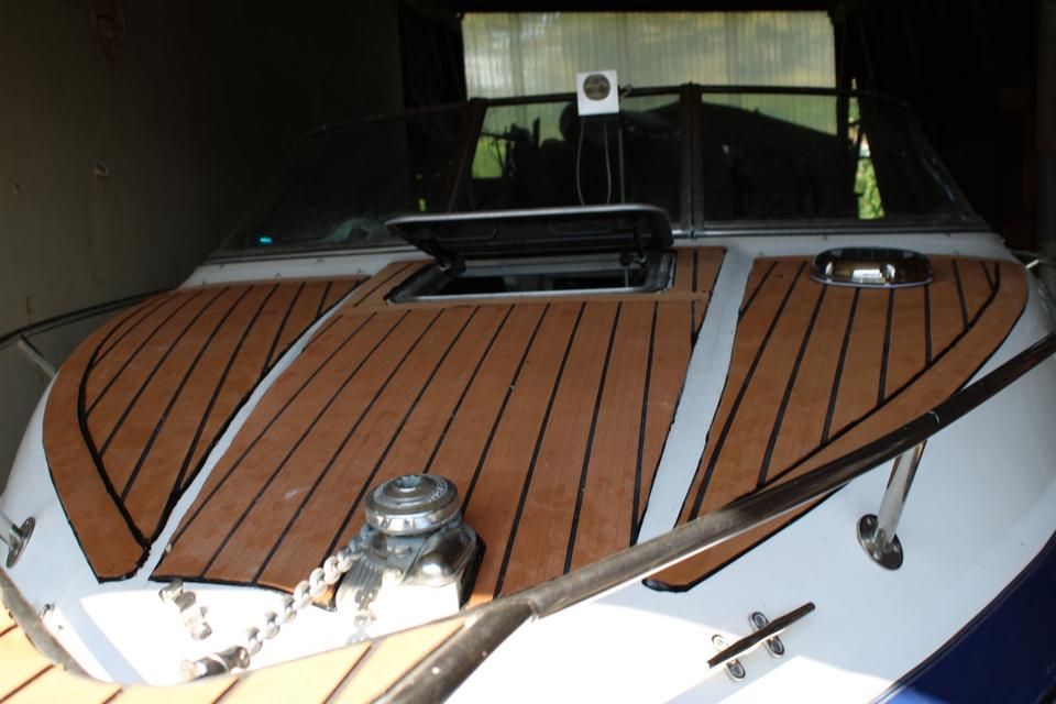 Sportboot Chaparral 2050 SL mit Harbeck 2,0 t Tandemtrailer in Hamburg