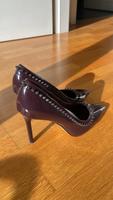 Neuer H&M Pumps in Bordeaux mit Nieten – Größe 38 – ungetragen München - Ludwigsvorstadt-Isarvorstadt Vorschau