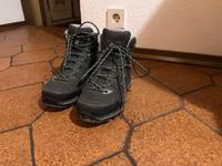 LOWA Frauen Wanderstiefel Größe 39 einmal getragen Bayern - Regensburg Vorschau