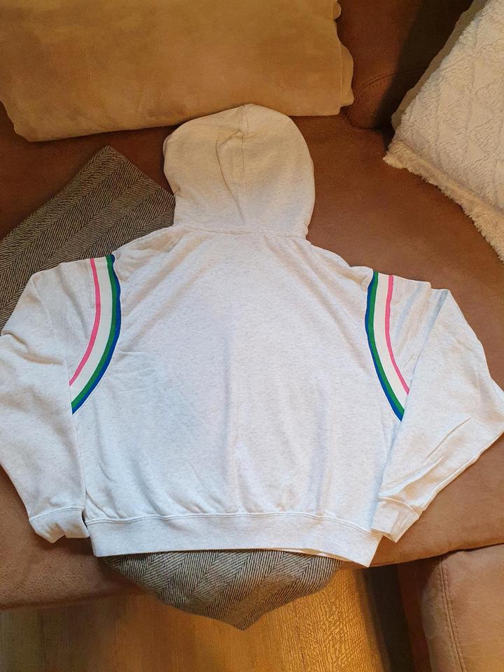 Kleiderpaket Neu Tops Pullover Nike Shein Bershka M und S in Rudolstadt