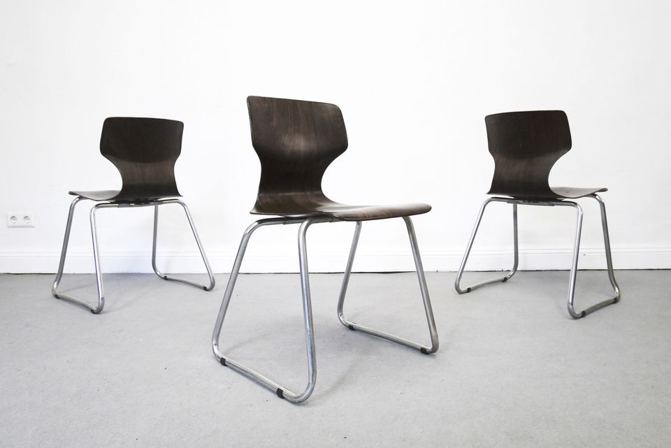 40 Designklassiker Flötotto Stühle Chairs PagHolz Set Café Loft in Berlin