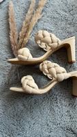 Neue beige Pantoletten von H&M in Gr. 39 Sandalen leichter Absatz Niedersachsen - Lingen (Ems) Vorschau