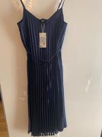 Kleid neu mit Etikett C&A gr38 Bayern - Freilassing Vorschau