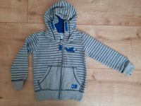 Kapuzenjacke Sweatjacke Kinderkleidung Gr. 98/104 Kr. Altötting - Tüßling Vorschau