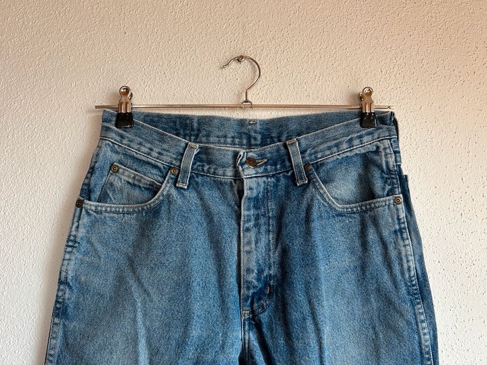 Wrangler Vintage Herren Comfort Fit Jeans blau  W31 L32 (baggy S) in Bad Waldsee