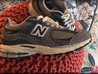 New Balance Top, gr. 41 Neupreis 139 Euro Berlin - Steglitz Vorschau