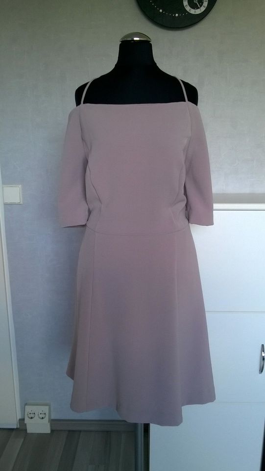 Trägerkleid Midikleid Offshoulder Struktur altrosa Gr. 40 H&M neu in Berlin