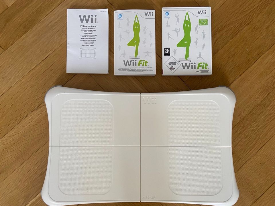 Wii Balance Board Wii Fit sehr gut in München