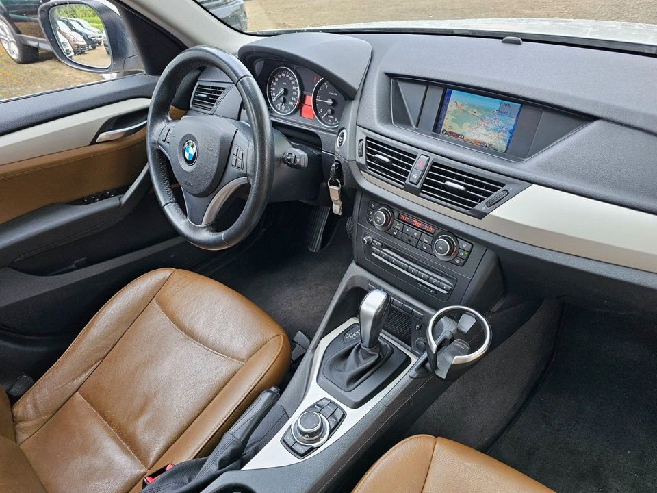 BMW X1 sD Automatik Xenon Leder Navi Pano AHK in Herbrechtingen