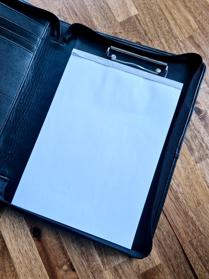 Bodenschatz Schreibmappe / Notebook DIN A4 schwarz Leder Neu in Heilbronn