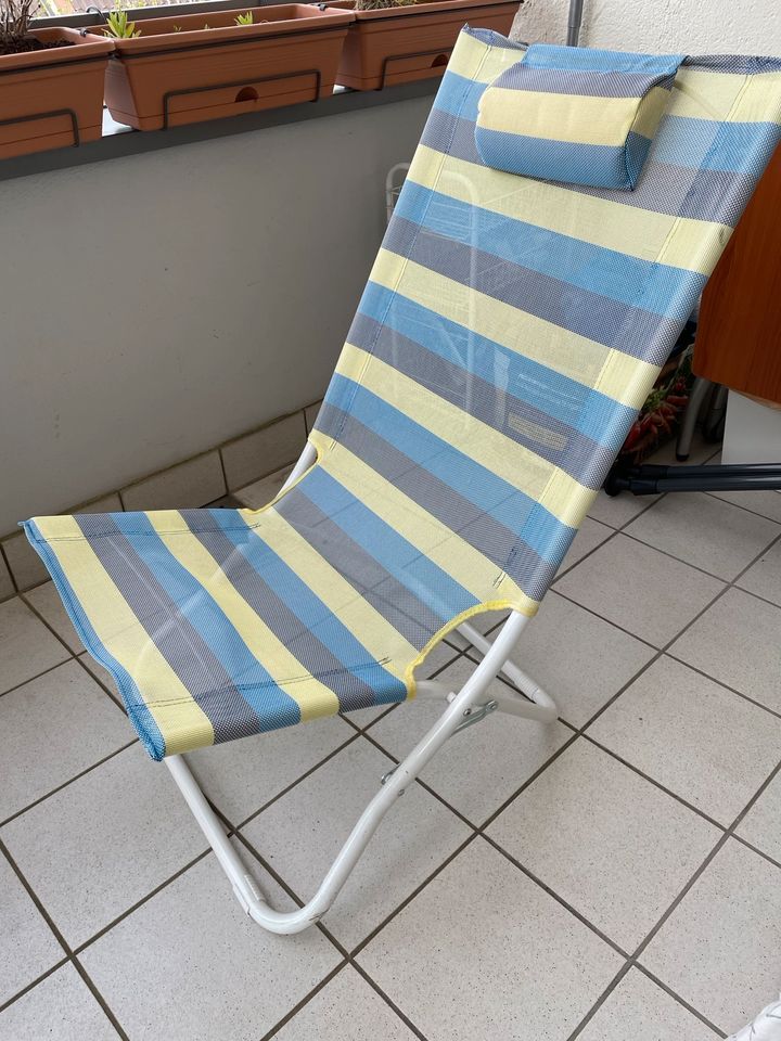Beach chair for balcony, camping or beach in München