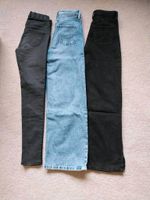 Weite Jeans und Jeggings Gr. 146/152 Rostock - Brinckmansdorf Vorschau