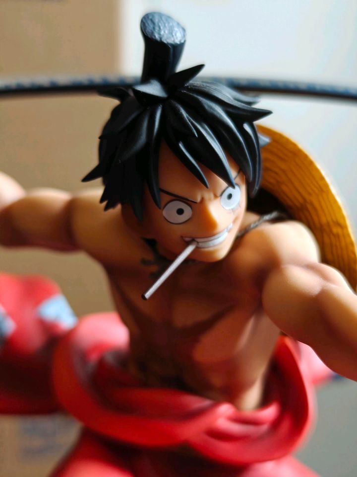 Monkey D. Luffy - One Piece - Anime Figur - Wie Neu in Duisburg