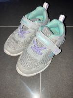 Turnschuhe/ Sneaker Hessen - Schotten Vorschau