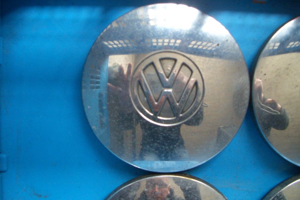 VW Golf1,2 "Original" Felgen-Chromkappen/Deckel in Wülfrath