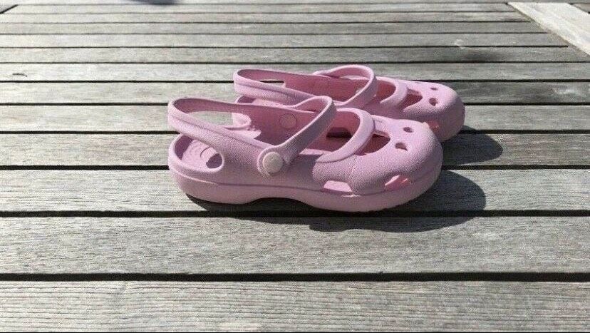 Süße Crocs Ballerinas in Seligenstadt