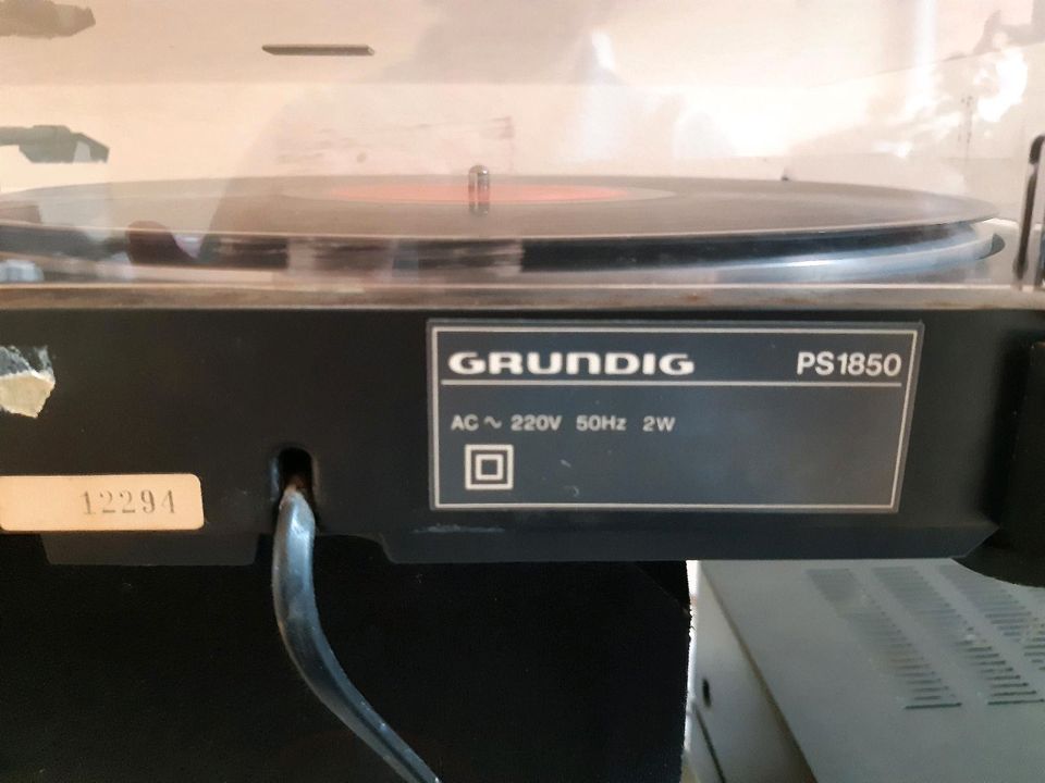 Grundig Musikanlage V1850,T1850,CCF1870,PlattenspP1850 in Lübeck