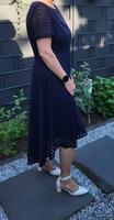 Vera Mont Abendkleid Gr. 44 blau neuwertig - NP 229,00 € Nordrhein-Westfalen - Herzogenrath Vorschau