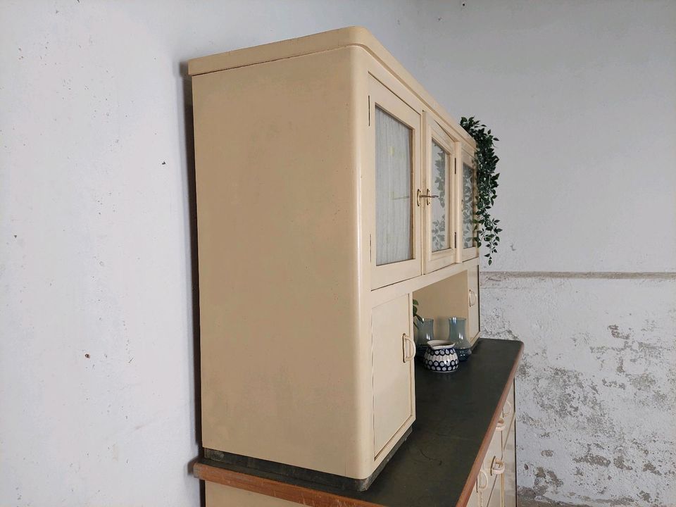 Vintage Küchenbuffet Highboard Holzschrank 60er 70er DDR Retro in Leipzig