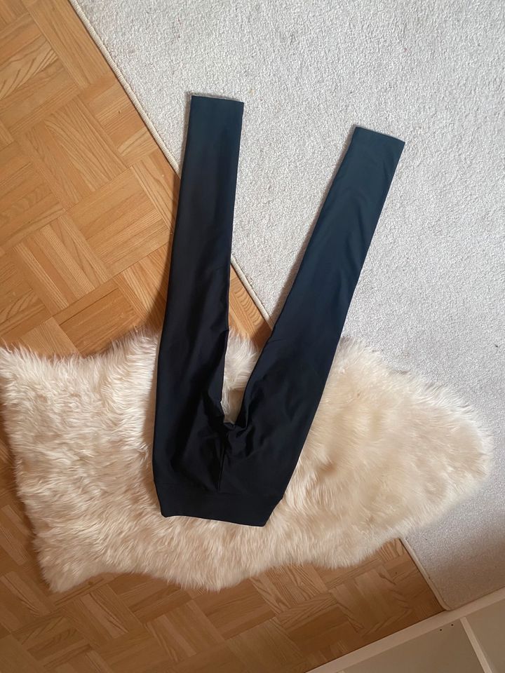 Skatie High Waist Leggings Gym Fitness schwarz Gr. s in Wertingen