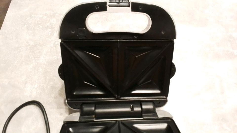 Sandwich Toaster 3 in 1 in Essen