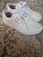 Nike Schuhe 36,5 Nordrhein-Westfalen - Nettetal Vorschau
