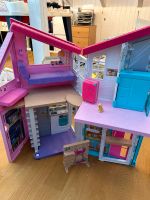 Barbiehaus Barbie Haus klappbar Puppenhaus Baden-Württemberg - Gerlingen Vorschau