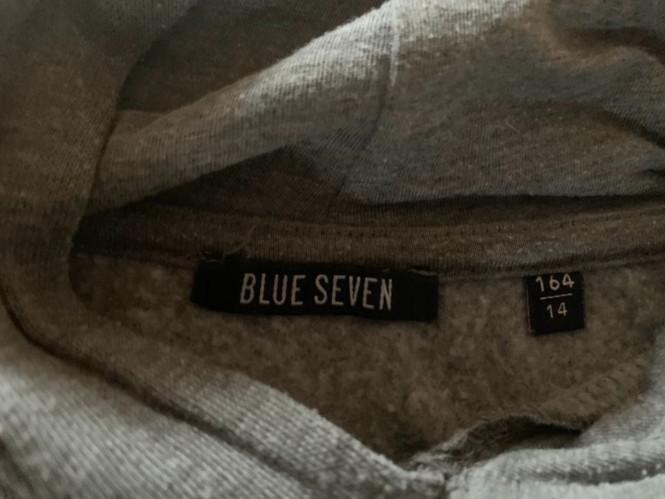 Hoody, Pulli Blue Seven 164 in Immenstadt