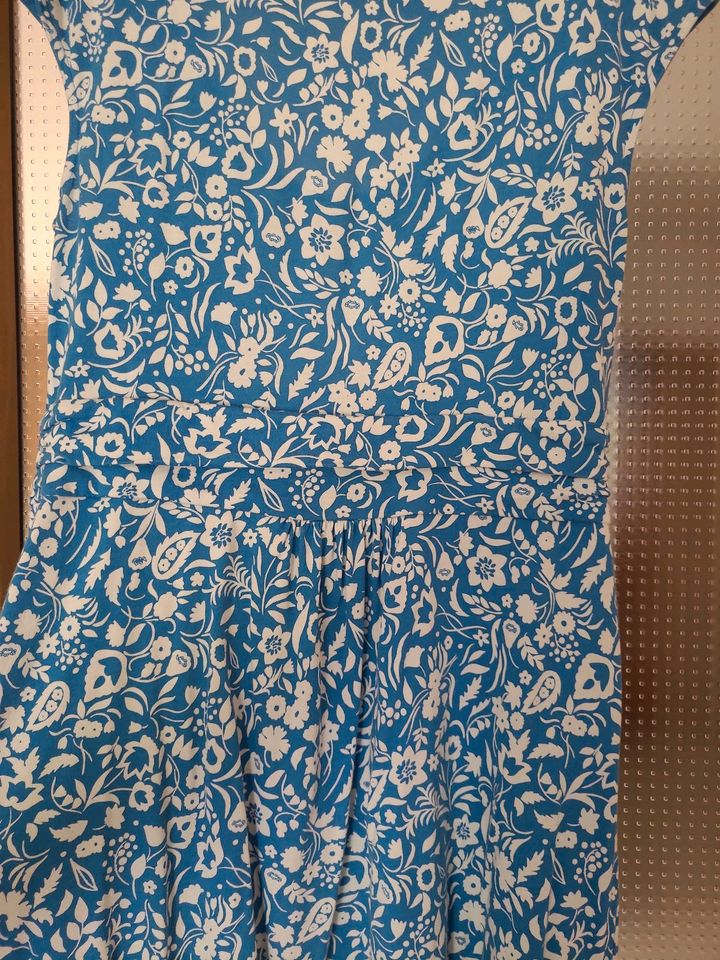 Boden Kleid Gr 14 R ca 40 42 blau weiß Blumen in Rietberg