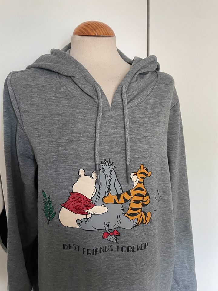 Oversize sweater mit Kapuze in Leverkusen