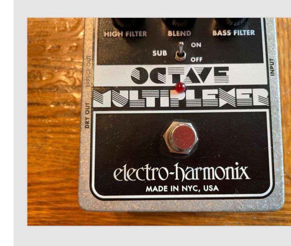 electro harmonix octave multiplexer pedal in Oberhausen a.d. Donau