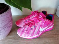 Nike Free TR Fit 5 pink Gr. 38,5 Hessen - Hohenroda Vorschau