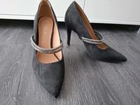 Catwalk high heels Berlin - Rudow Vorschau