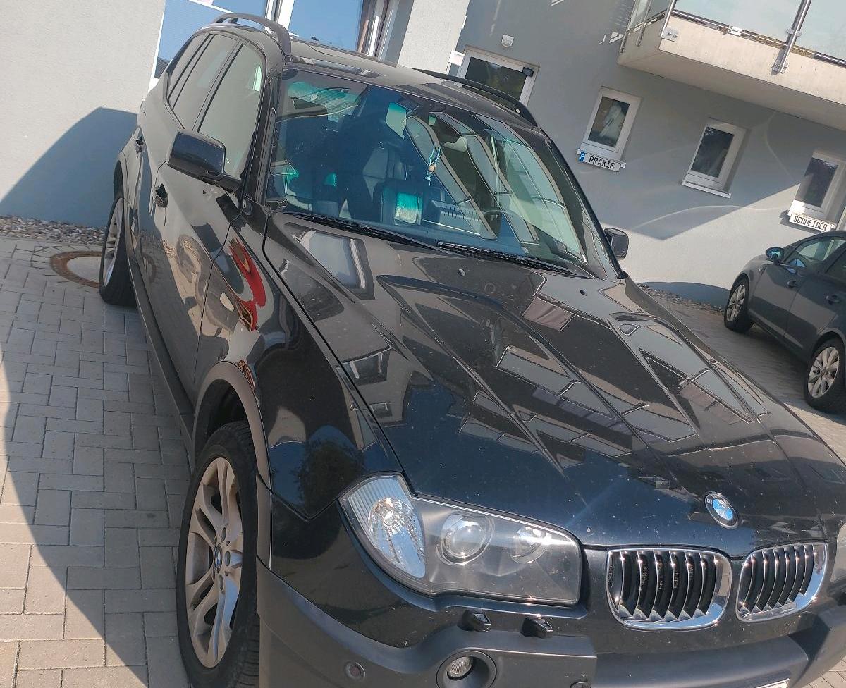 Abbildung des Autos zu verkaufen bmw x3