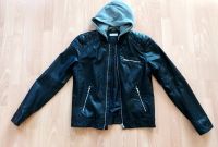 Jungen Leder Imitat Jacke Gr. 170 NEU Berlin - Hellersdorf Vorschau