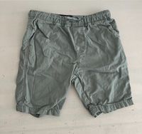 Next Shorts/ kurze Hose Jungs  128  Hellgrün grau Bayern - Germering Vorschau