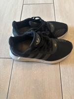 Adidas Sportschuhe gr 38 Köln - Weidenpesch Vorschau