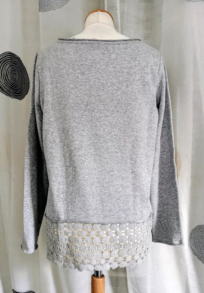 *NEU* GINA Leichtes Casual Sweatshirt Sweater Pullover Pulli M in Erding