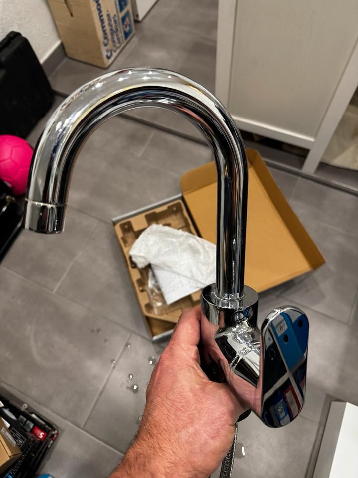 Einhebelmischer, Waschtischarmatur von Ideal Standard, hochwertig in Staudt