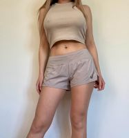 Beige Nike Dri-Fit Shorts Low Waist Joggen Yoga Workout Pankow - Weissensee Vorschau