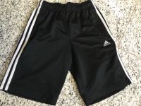 Shorts Adidas, Gr. 164 Niedersachsen - Hardegsen Vorschau