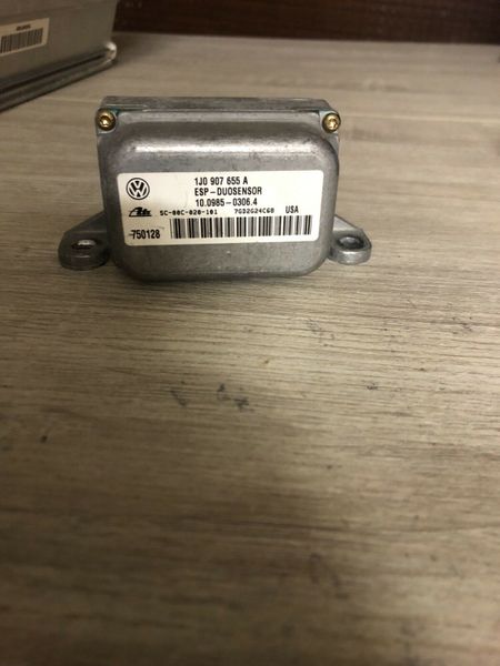 VW Golf 4 ESPDuosensor Ersatzteilenummer: 1J0907655A / 1J1907637D in  Nordrhein-Westfalen - Mönchengladbach, Ersatz- & Reparaturteile