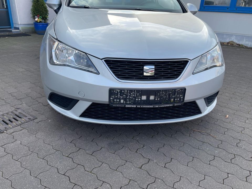 Seat Ibiza 6J 1.6 TDI Style Copa Ausstattung Tüv 03/2025 in Gladbeck