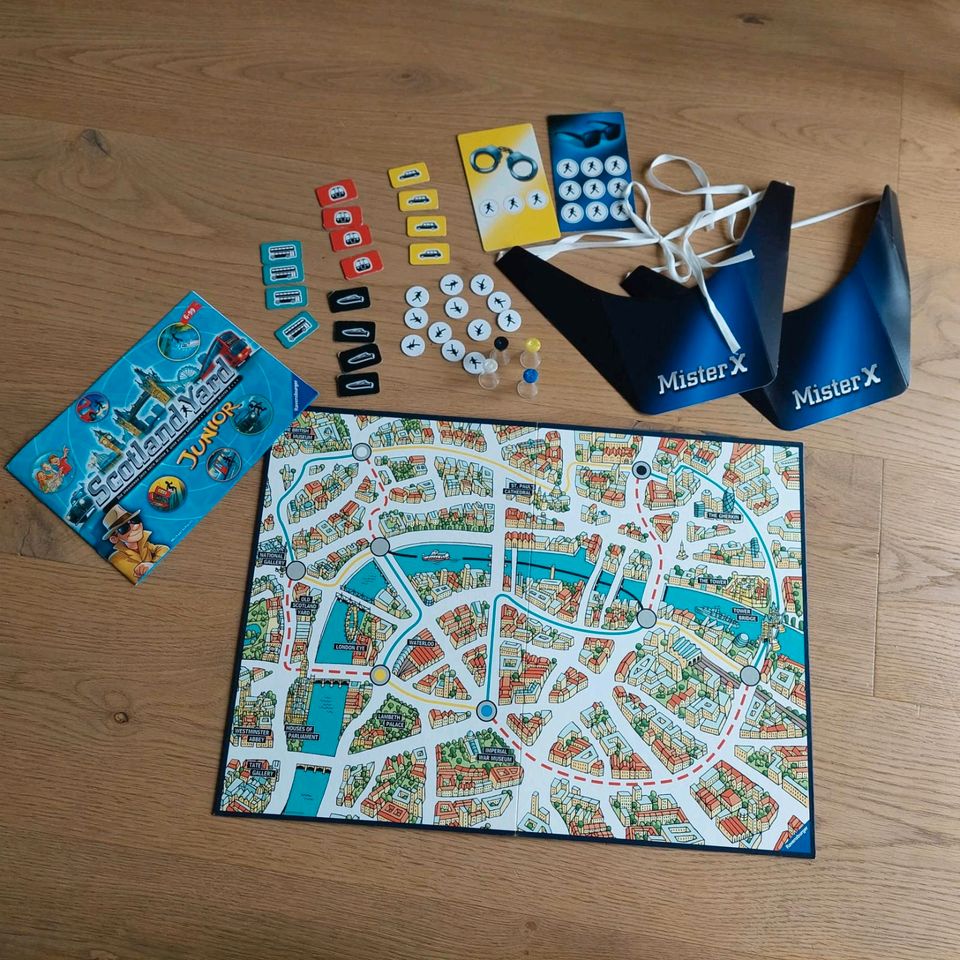 Scotland Yard Junior / Brettspiel / 2-4 Spieler / ab 6 in Elsdorf