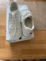 neue, ungetragene Esprit Sneakers Nordrhein-Westfalen - Neuss Vorschau
